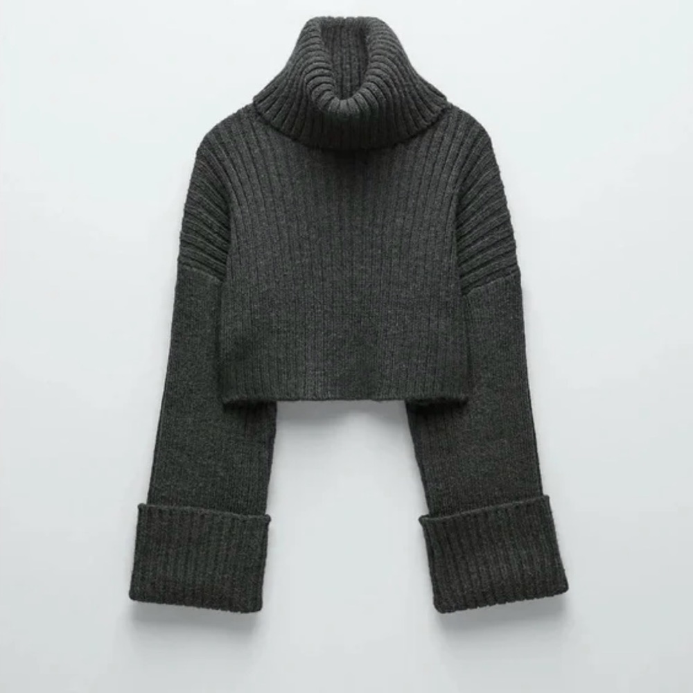 Cropped oversized long sleeve turtleneck dark grey chunky sweater Zara Medium